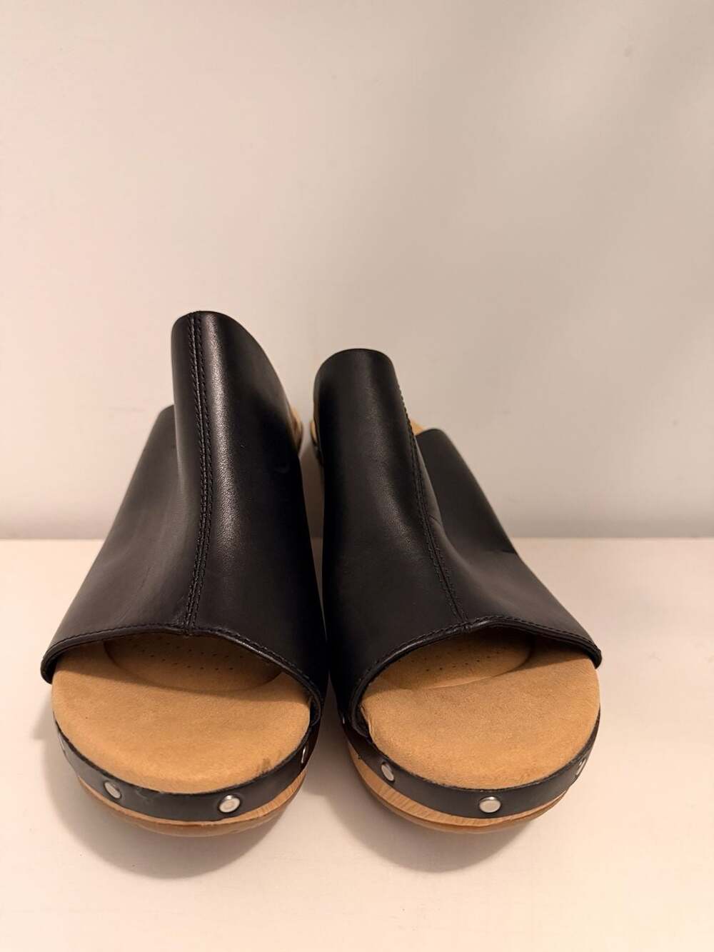 Clarks Collection Annadel Molly Black Leather Studded Wedge Clog Sandals Size 10
